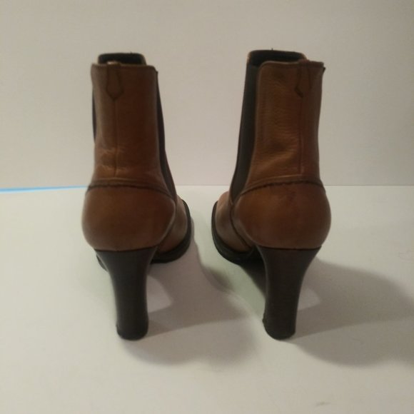 Cole Haan Short Boots Size 10 - Picture 3 of 10